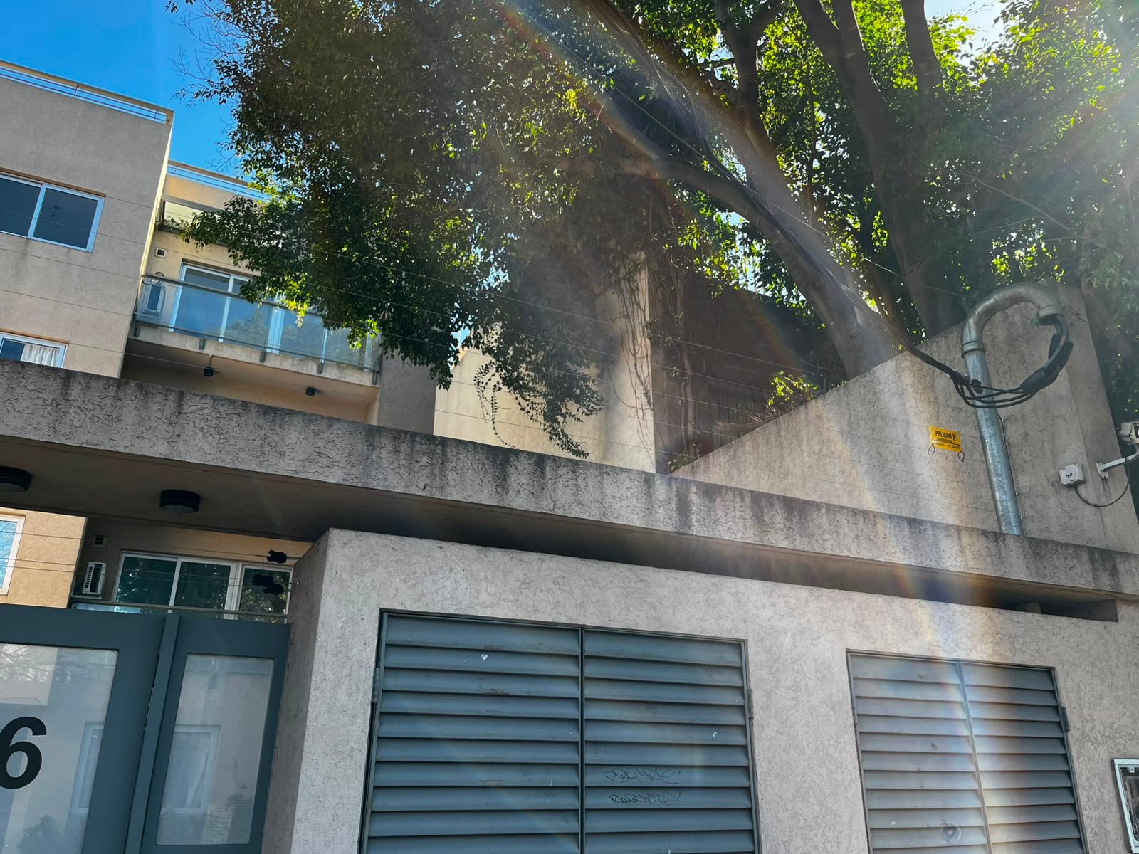 Instalación de cerco eléctrico E17